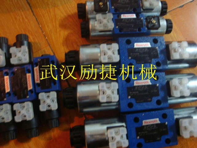 4WRSE6Q2-10-3X/G24K0/A1V